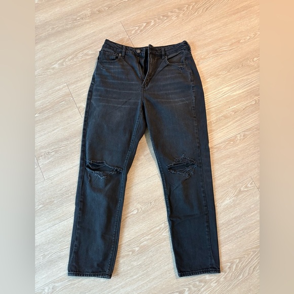American Eagle Black Mom Jean - Picture 1 of 5